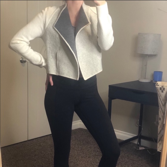 LOFT Cropped Sweater - Picture 2 of 10